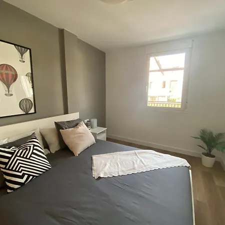 Barista Homes דירה